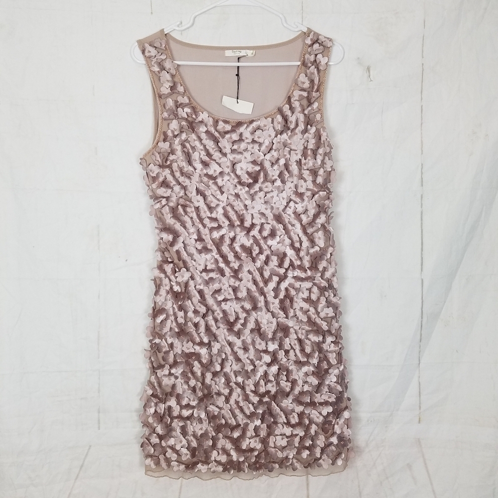 Dating T.H Palm dating rosette dress size medium